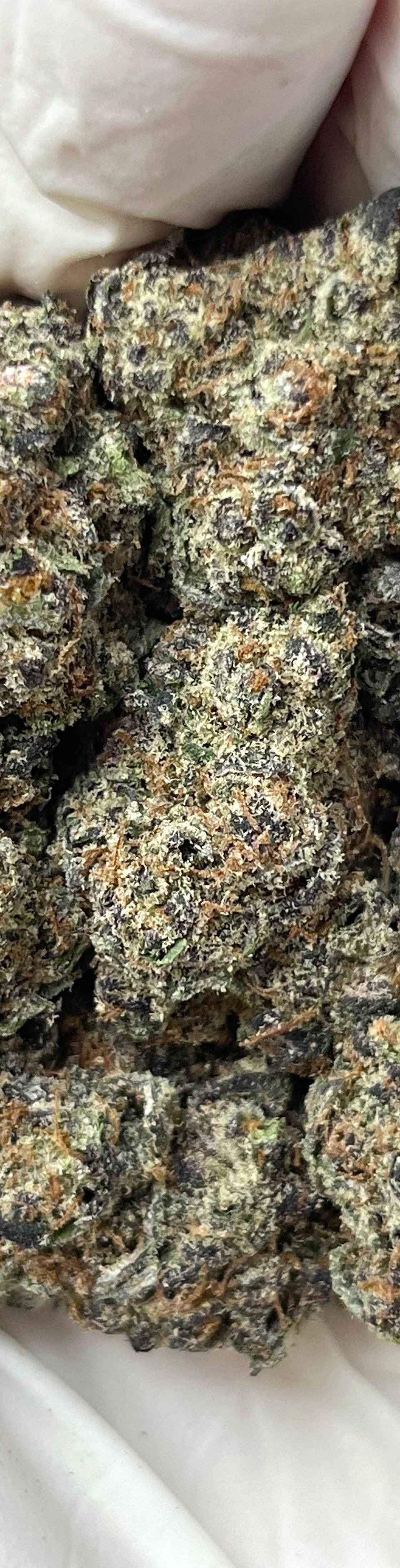 Rainbow Inferno (Bigs), photo 1 of 2