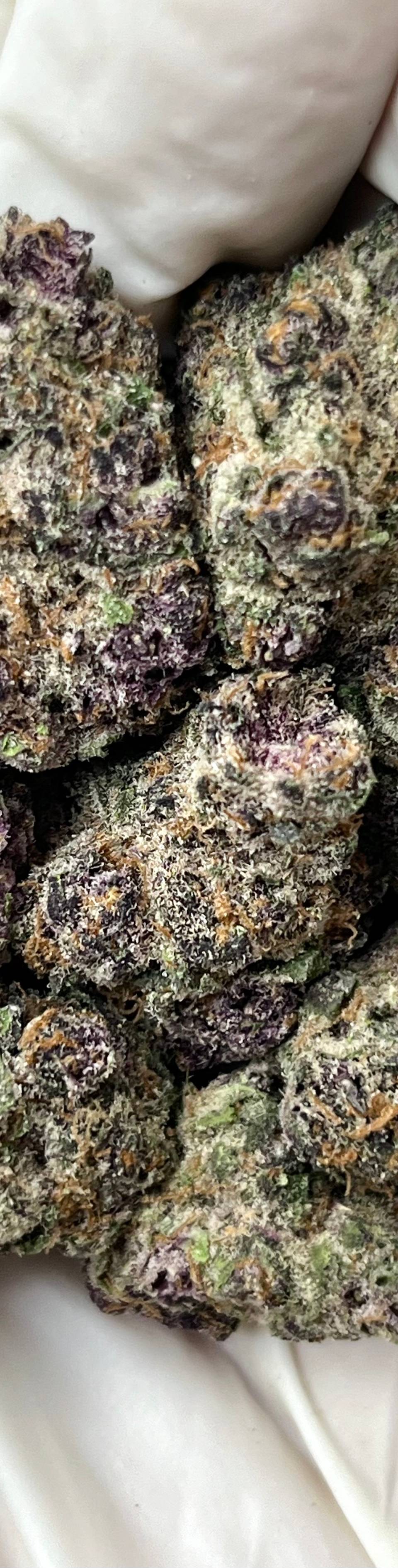 Blockberry (Bigs), photo 1 of 2